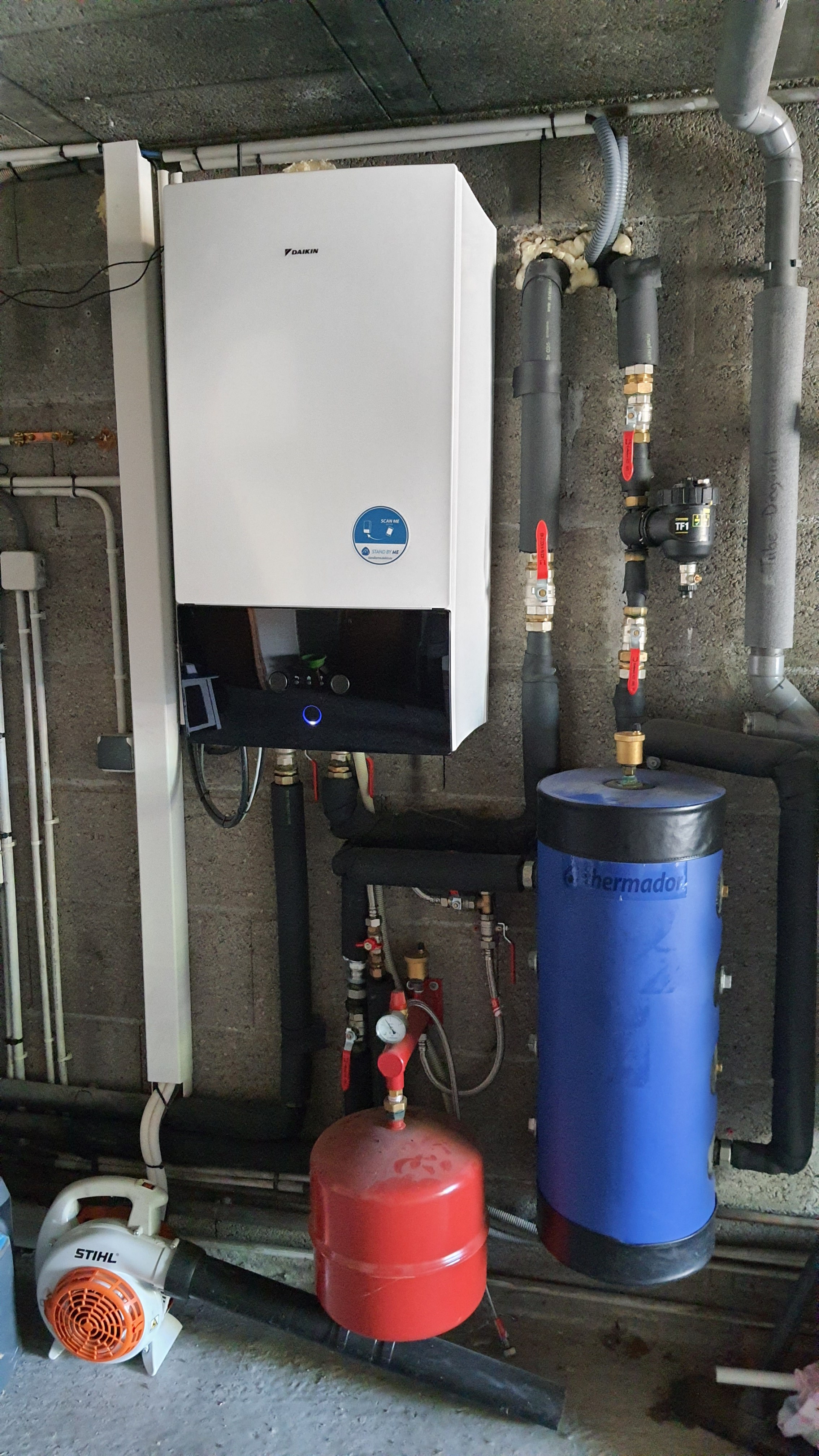 PAC air/eau Daikin 11 kW — Villefontaine (38), 2023 par ECEO